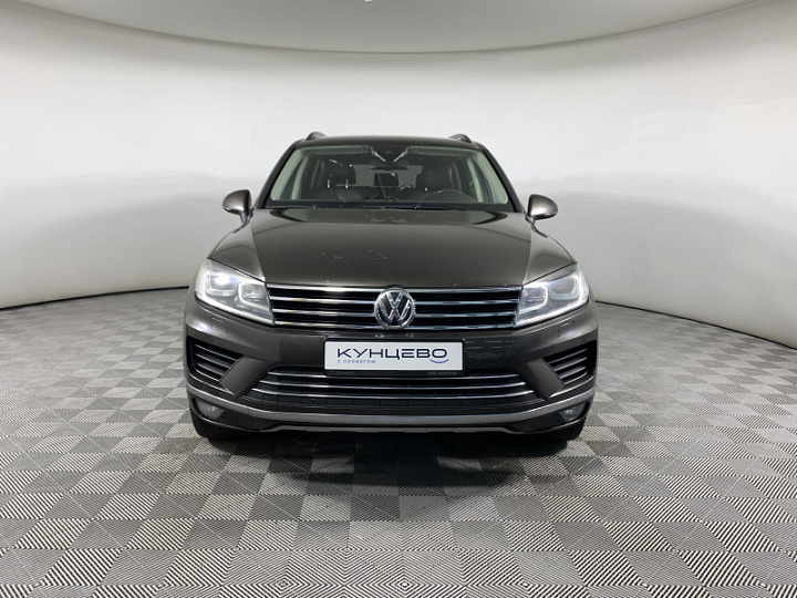 VOLKSWAGEN Touareg 3, 2015 года, Автоматическая, КОРИЧНЕВЫЙ