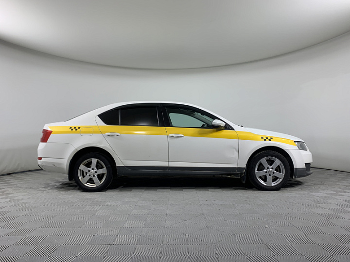 SKODA Octavia 1.2, 2013 года, Робот, БЕЛЫЙ ЖЕЛТЫЙ СЕРЫЙ