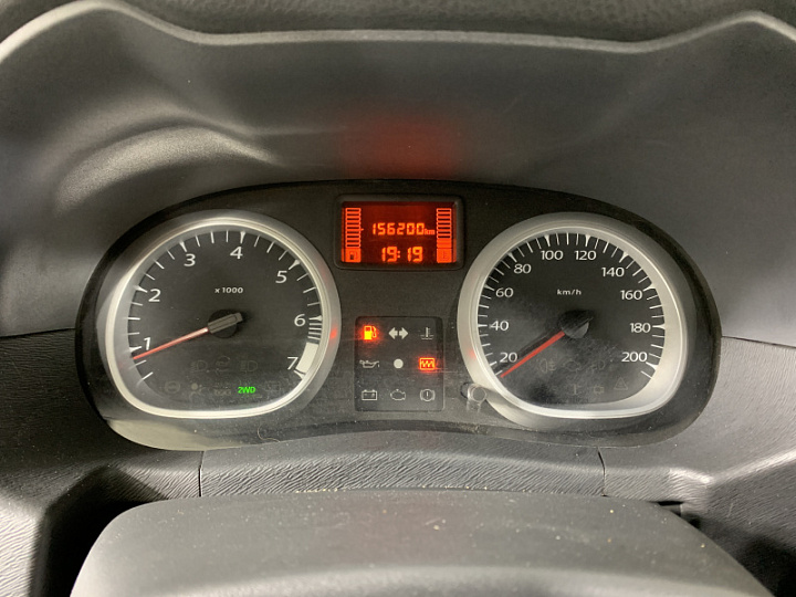 RENAULT Duster 1.6, 2012 года, Механика, КРАСНЫЙ