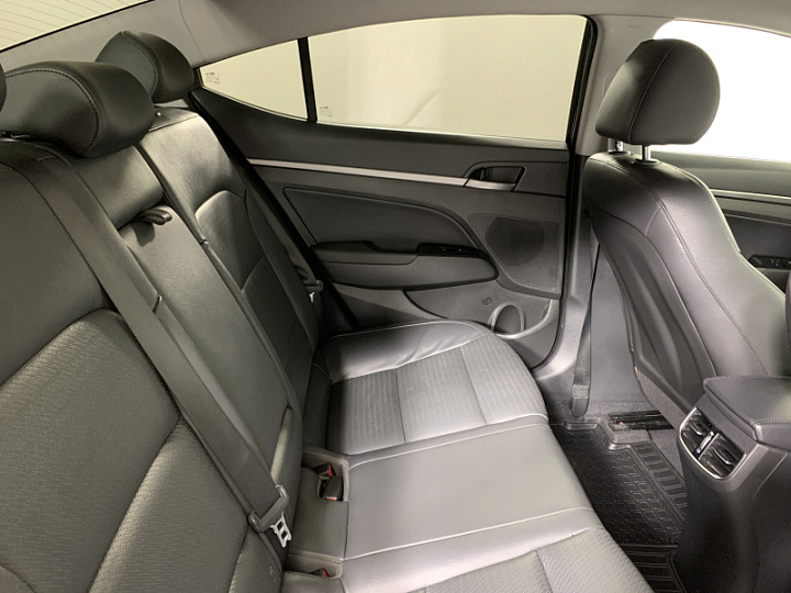 HYUNDAI Elantra 2, 2016 года, Автоматическая, ЧЕРНЫЙ