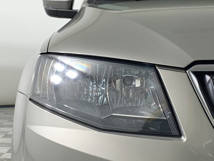 SKODA Octavia 1.4, 2016 года, Робот, БЕЖЕВЫЙ