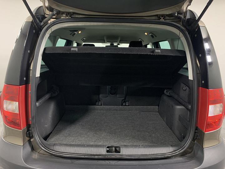 SKODA Yeti 1.2, 2012 года, Робот, СВЕТЛО-КОРИЧНЕВЫЙ