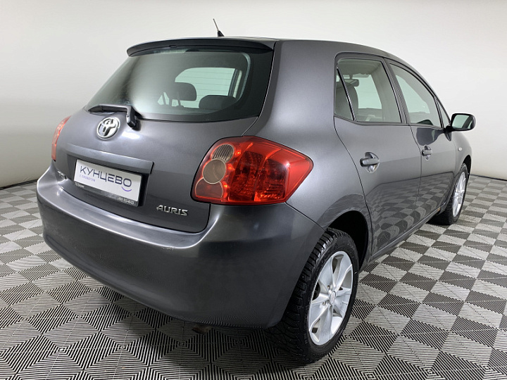 Toyota Auris 1.4, 2007 года, Механика, Серый