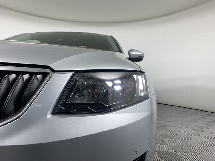 SKODA Octavia 1.4, 2015 года, Робот, Серебристый