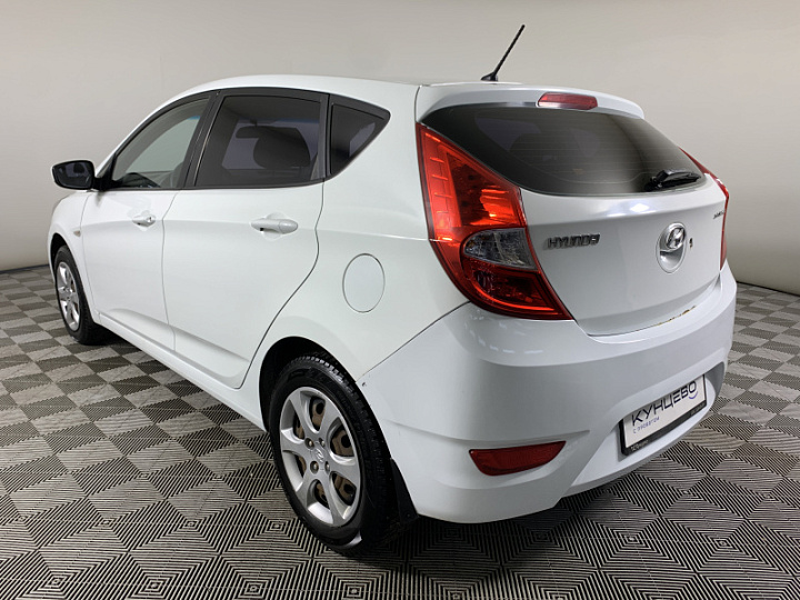 HYUNDAI Solaris 1.6, 2011 года, Автоматическая, БЕЛЫЙ