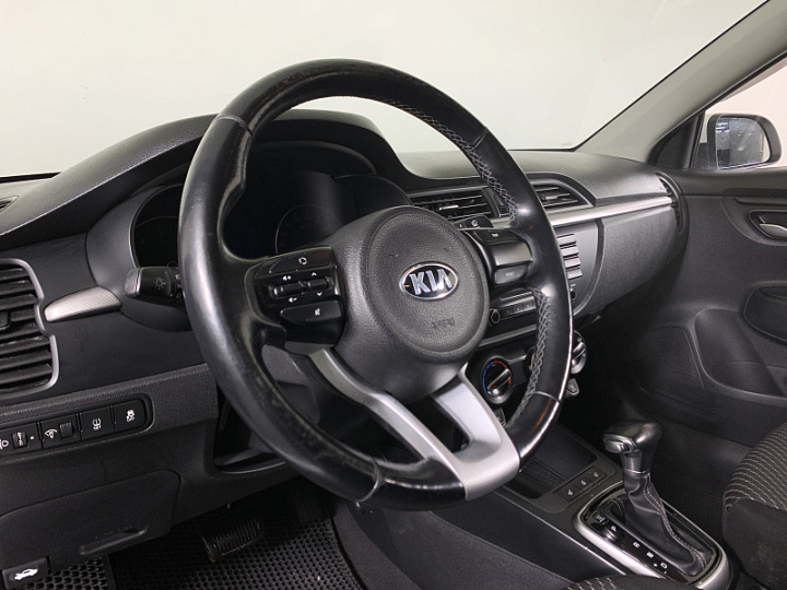 KIA Rio 1.4, 2018 года, Автоматическая, БЕЛЫЙ