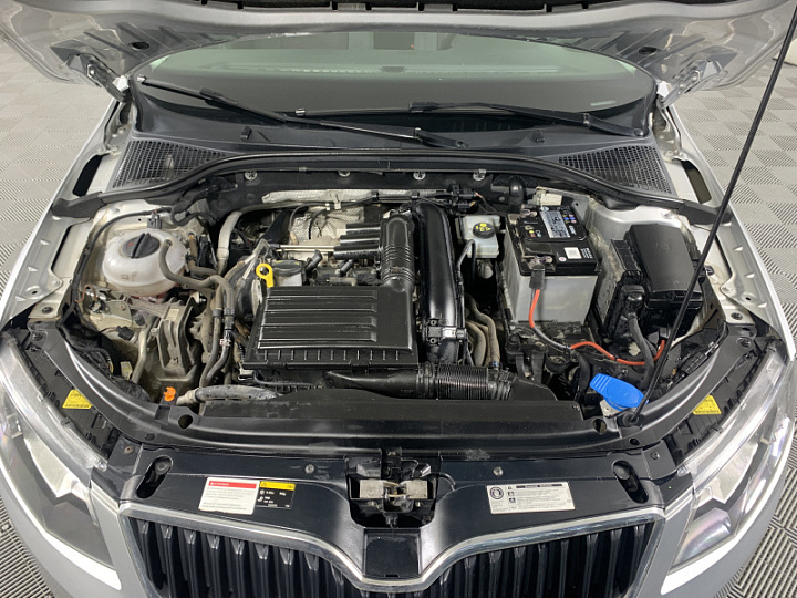 SKODA Octavia 1.4, 2015 года, Робот, Серебристый