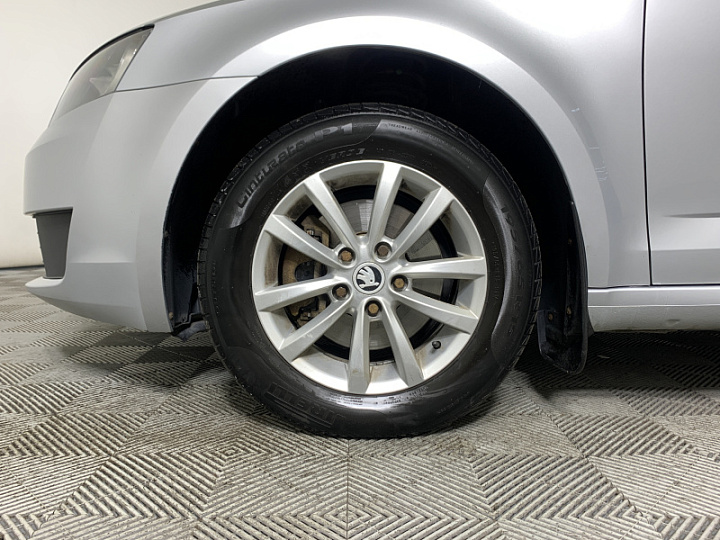 SKODA Octavia 1.6, 2016 года, Автоматическая, Серебристый