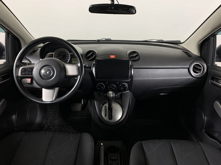 MAZDA 2 1.5, 2011 года, Автоматическая, ТЕМНО-БОРДОВЫЙ