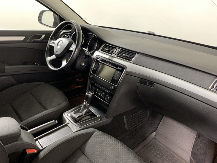 SKODA Superb 1.8, 2014 года, Робот, КОРИЧНЕВЫЙ