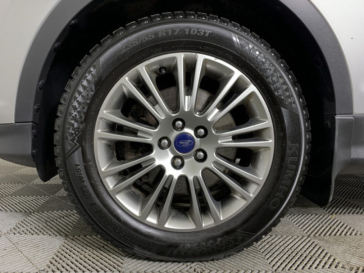 FORD Kuga 1.6, 2013 года, Автоматическая, Серебристый