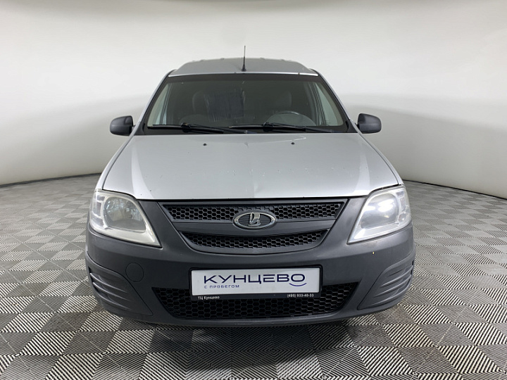 Lada Largus 1.6, 2013 года, Механика, Серебристый