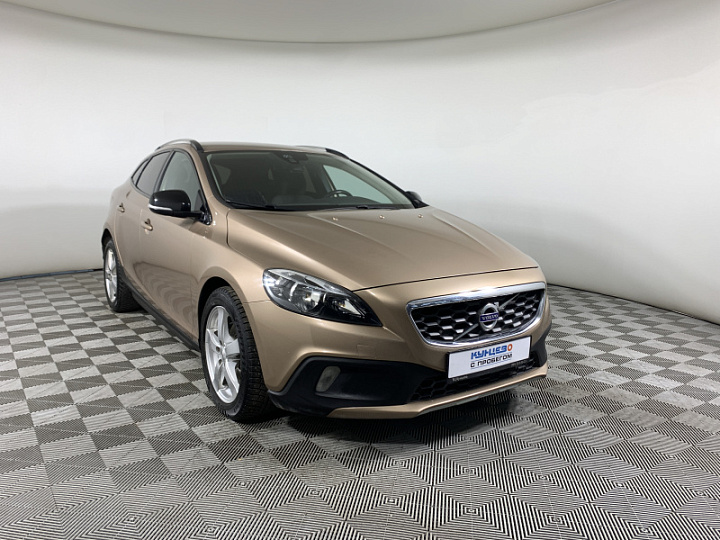 VOLVO V40 1.6, 2015 года, Робот, Бронзовый