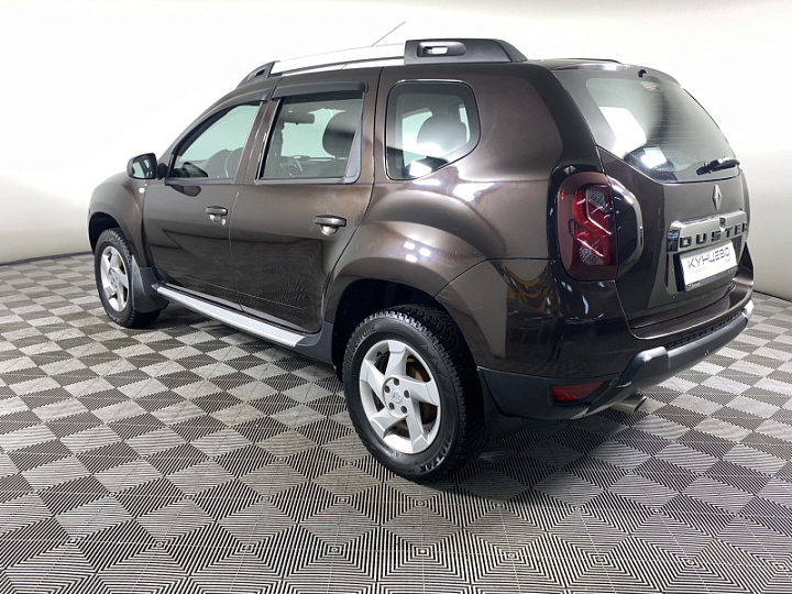 Renault Duster 1.6, 2015 года, Механика, Темно-Коричневый