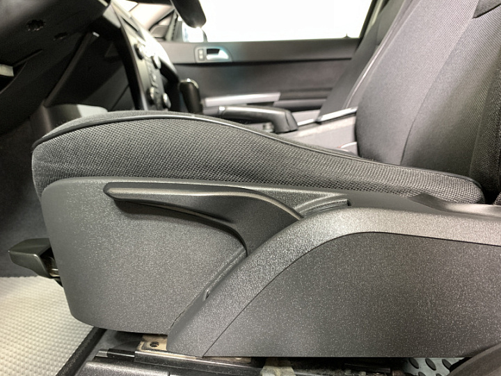 VOLVO S40 1.6, 2008 года, Механика, ЧЕРНЫЙ