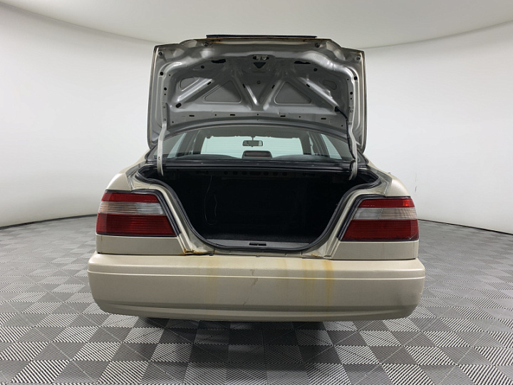NISSAN Bluebird 1.8, 1996 года, Автоматическая, БЕЛЫЙ