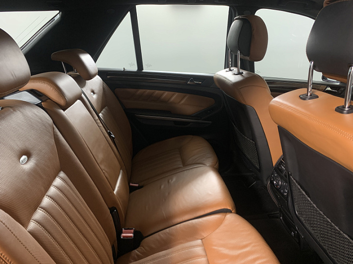 MERCEDES-BENZ M-Класс 3.5, 2010 года, Автоматическая, ЧЕРНЫЙ