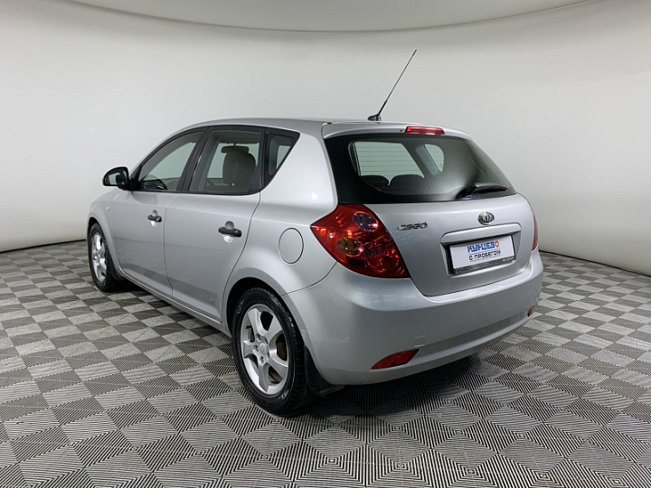 KIA Ceed 1.6, 2008 года, Механика, Серебристый