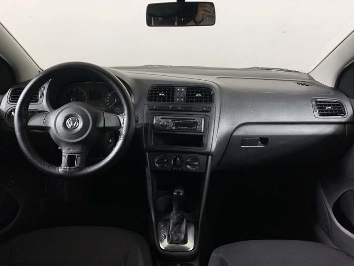 Volkswagen Polo 1.6, 2011 года, Автоматическая, Серебристый