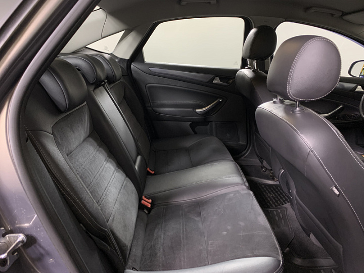 Ford Mondeo 2.3, 2013 года, Автоматическая, Серо-коричневый