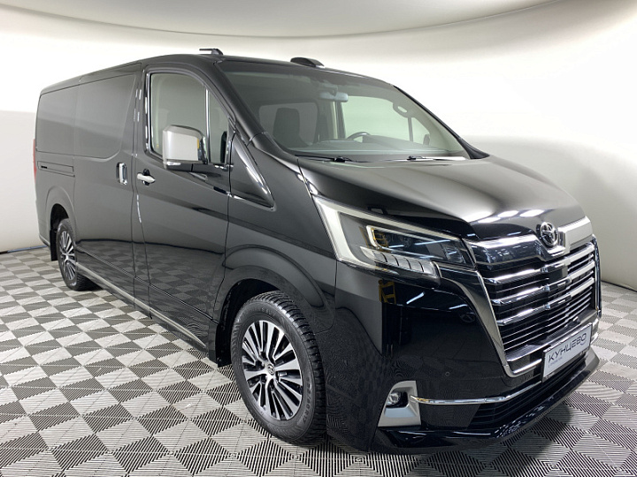 Toyota HiAce 2.8, 2020 года, Автоматическая, Черный