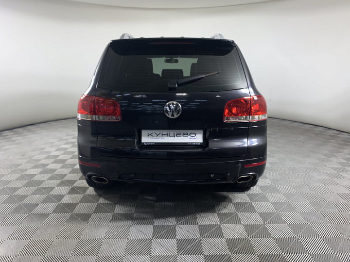 Volkswagen Touareg 3.2, 2006 года, Автоматическая, Черный