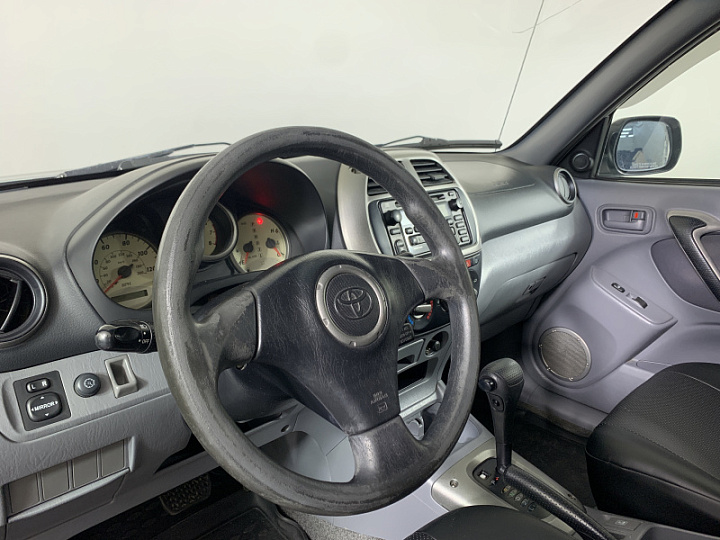 TOYOTA RAV4 2, 2002 года, Автоматическая, Серебристый