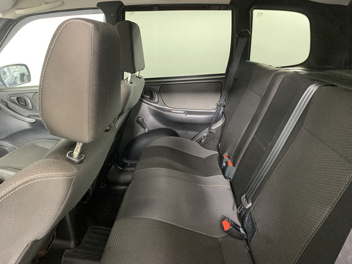 CHEVROLET Niva 1.7, 2017 года, Механика, Черно-синий