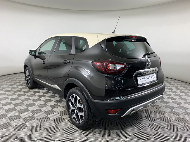 RENAULT Captur 1.6, 2018 года, Вариатор, ЧЕРНЫЙ