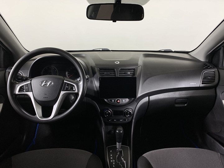 HYUNDAI Solaris 1.6, 2013 года, Автоматическая, Черно-Серый