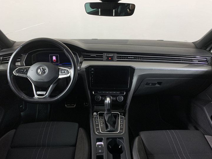 VOLKSWAGEN Passat 2, 2020 года, Робот, БЕЛЫЙ