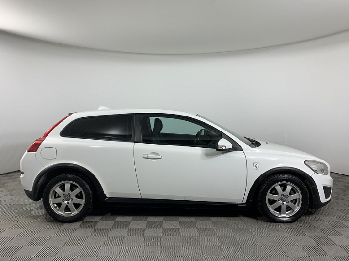 VOLVO C30 2, 2011 года, Автоматическая, БЕЛЫЙ