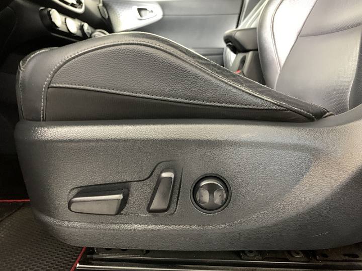 KIA Soul 2, 2019 года, Автоматическая, Серебристый