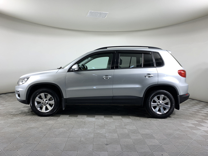 VOLKSWAGEN Tiguan 2, 2011 года, Автоматическая, Серебристый
