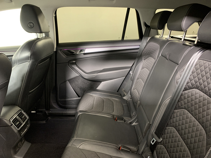 SKODA Kodiaq 1.4, 2018 года, Робот, ЧЕРНЫЙ