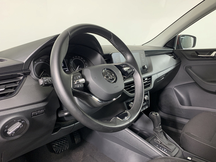 SKODA Rapid 1.6, 2022 года, Автоматическая, КРАСНЫЙ