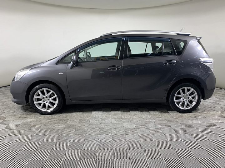 Toyota Verso 1.8, 2012 года, Вариатор, Серый