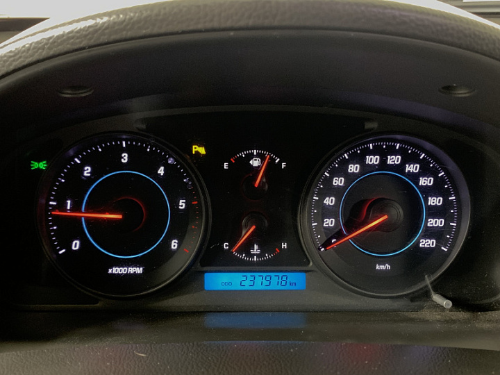 Chevrolet Captiva 2.2, 2012 года, Механика, Черный