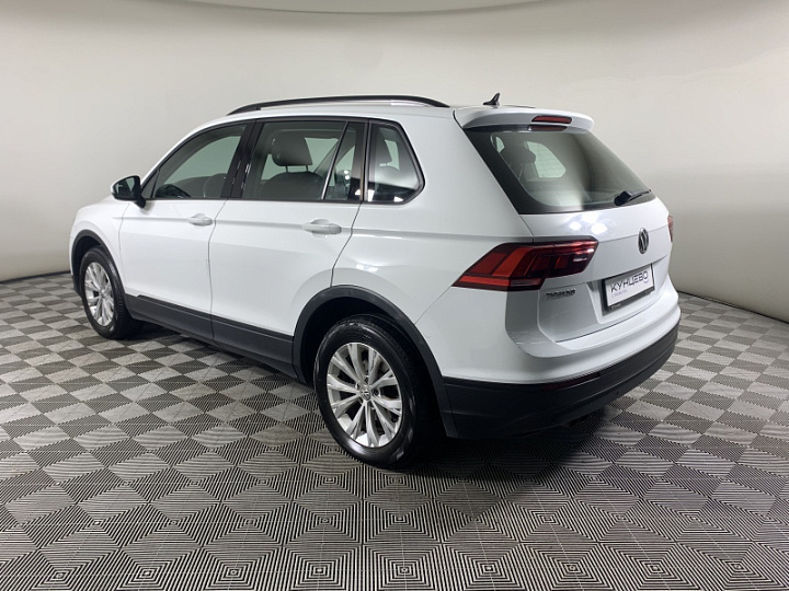 Volkswagen Tiguan 1.4, 2019 года, Робот, Белый