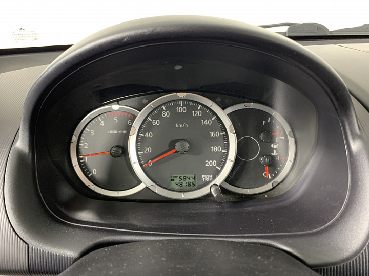 MITSUBISHI L200 2.5, 2010 года, Механика, СЕРЫЙ