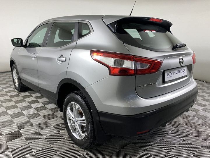 Nissan Qashqai 2, 2015 года, Механика, Серебристый