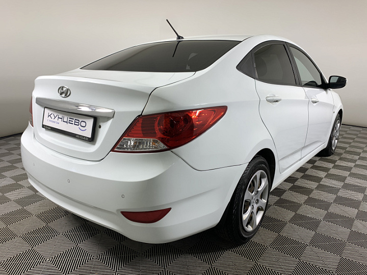 HYUNDAI Solaris 1.6, 2011 года, Автоматическая, БЕЛЫЙ