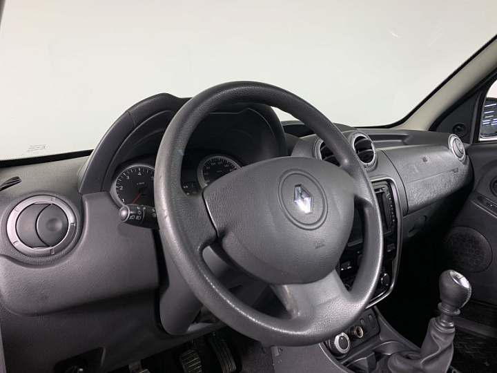 RENAULT Duster 1.6, 2012 года, Механика, КРАСНЫЙ