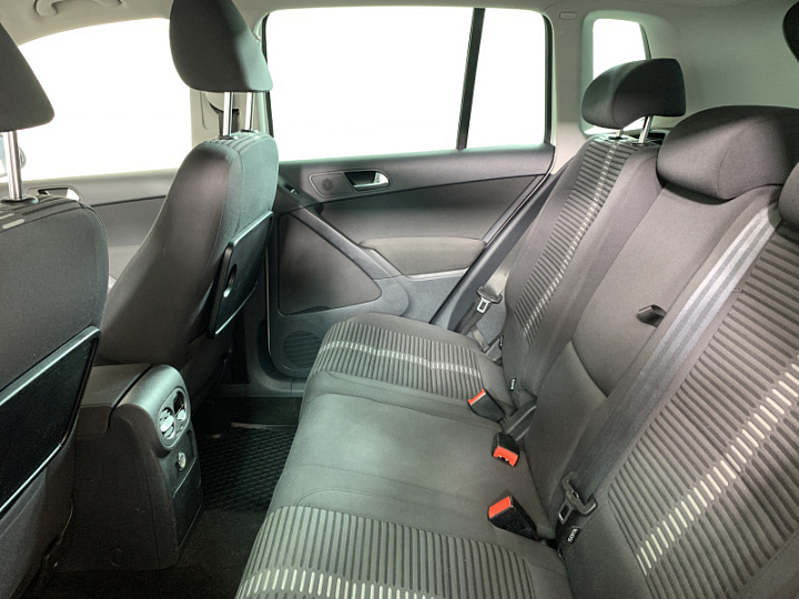 VOLKSWAGEN Tiguan 2, 2011 года, Автоматическая, БЕЛЫЙ