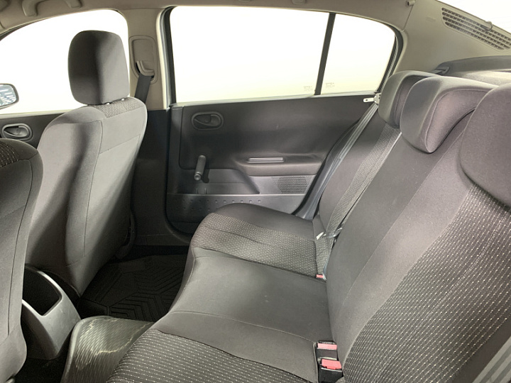 RENAULT Megane 1.6, 2005 года, Механика, Серо-бежевый