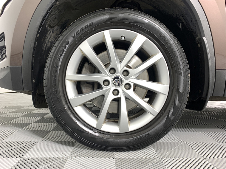 SKODA Kodiaq 2, 2018 года, Автоматическая, КОРИЧНЕВЫЙ
