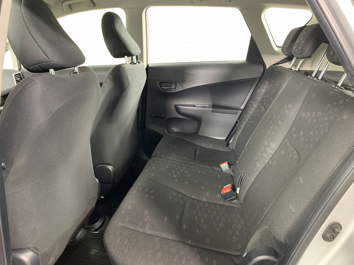 SUBARU Trezia 1.4, 2011 года, Робот, Серебристый