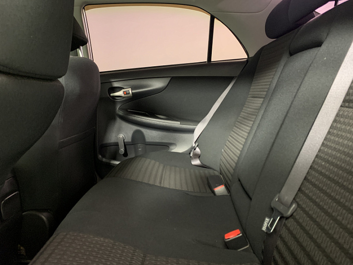 TOYOTA Corolla 1.6, 2006 года, Робот, Серебристый