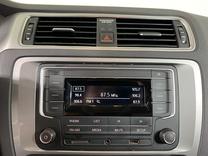 VOLKSWAGEN Jetta 1.6, 2017 года, Автоматическая, БЕЛЫЙ