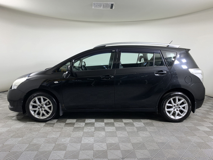 Toyota Verso 1.8, 2012 года, Вариатор, Черный